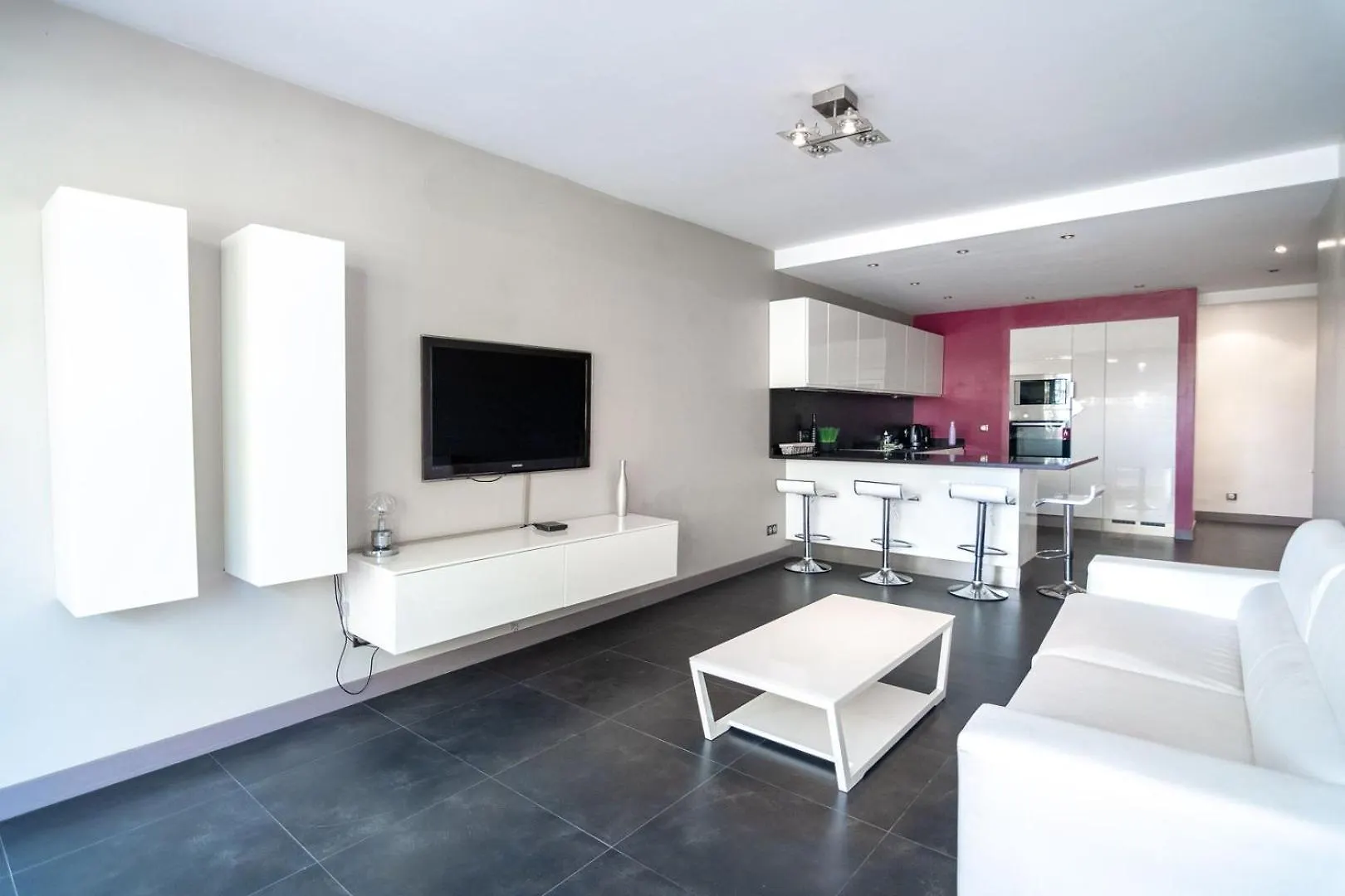 Apartament Beau 3P Proche Hippodrome - Parking Prive Cagnes-sur-Mer Francja